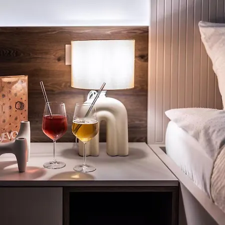 Appartement Prestige Luxury - Prime Location - Private Garage Parking Sarajevo