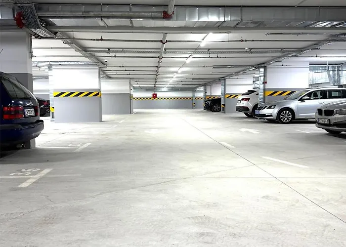 Prestige Luxury - Prime Location - Private Garage Parking Lejlighed